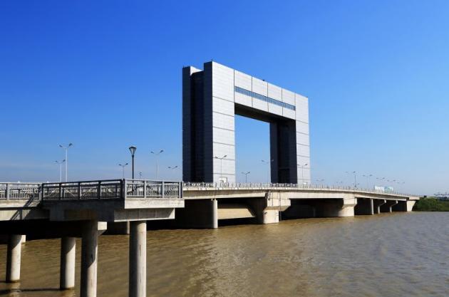 Zhenjiang Diversion Channel and Water Conservancy Hub