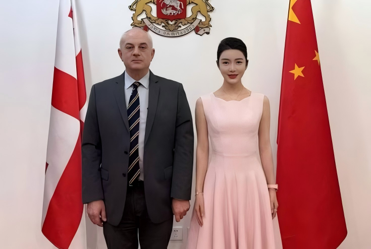 搭建友谊之桥 奏响合作乐章——中帛集团董事长央金卓玛拜访格鲁吉亚驻华大使巴阿达·卡岚达泽